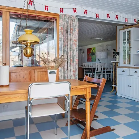 Retro Chic Haven In Bork Harbor-by Traum * Hemmet